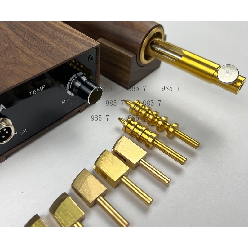 ماكينة تشكيل حواف الجلد برأس ت - مراجعة Leatherwork Edge Creaser وسعره