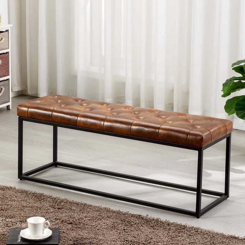 #   طاولة عمل خشبية، مقعد طعام - مراجعة Leatherwork Bench وسعره